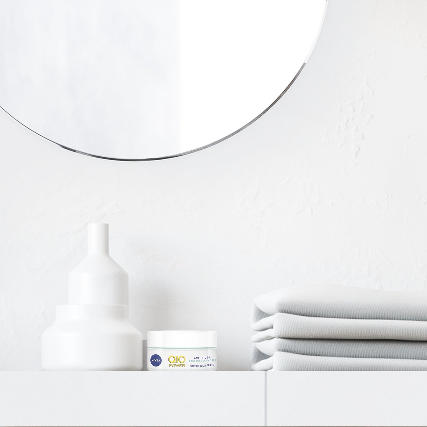 NIVEA Anti-Falten Tages-Gesichtscreme für fettige Mischhaut Q10 LSF15