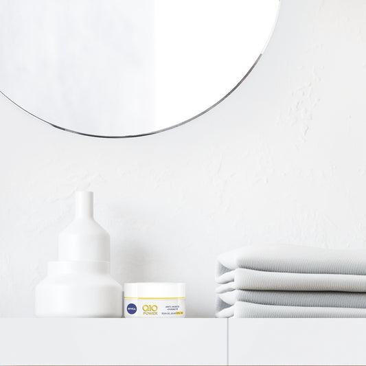 NIVEA Anti-Wrinkle Firming Day Face Cream Q10 Creatine SPF30