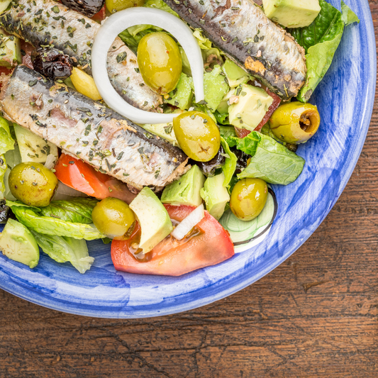 Salade Méditerranéenne aux Sardines & Olives