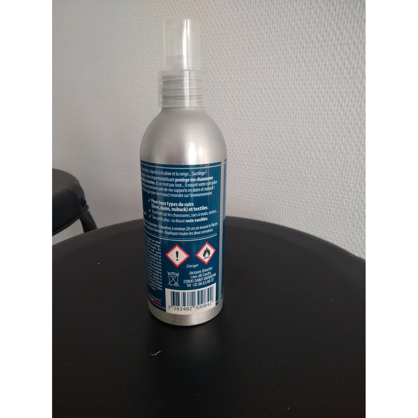 Imperméabilisant Protège Nourrit Assouplit Cuir Nubuck Textile Parfum Vanille BRIOCHIN