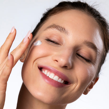 Crème Nuit Anti-Taches Lumi’lys Peeling Doux Bio SO'BIO ETIC 