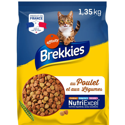 Croquettes pour Chat Adulte Viande BREKKIES le paquet de 1,35Kg