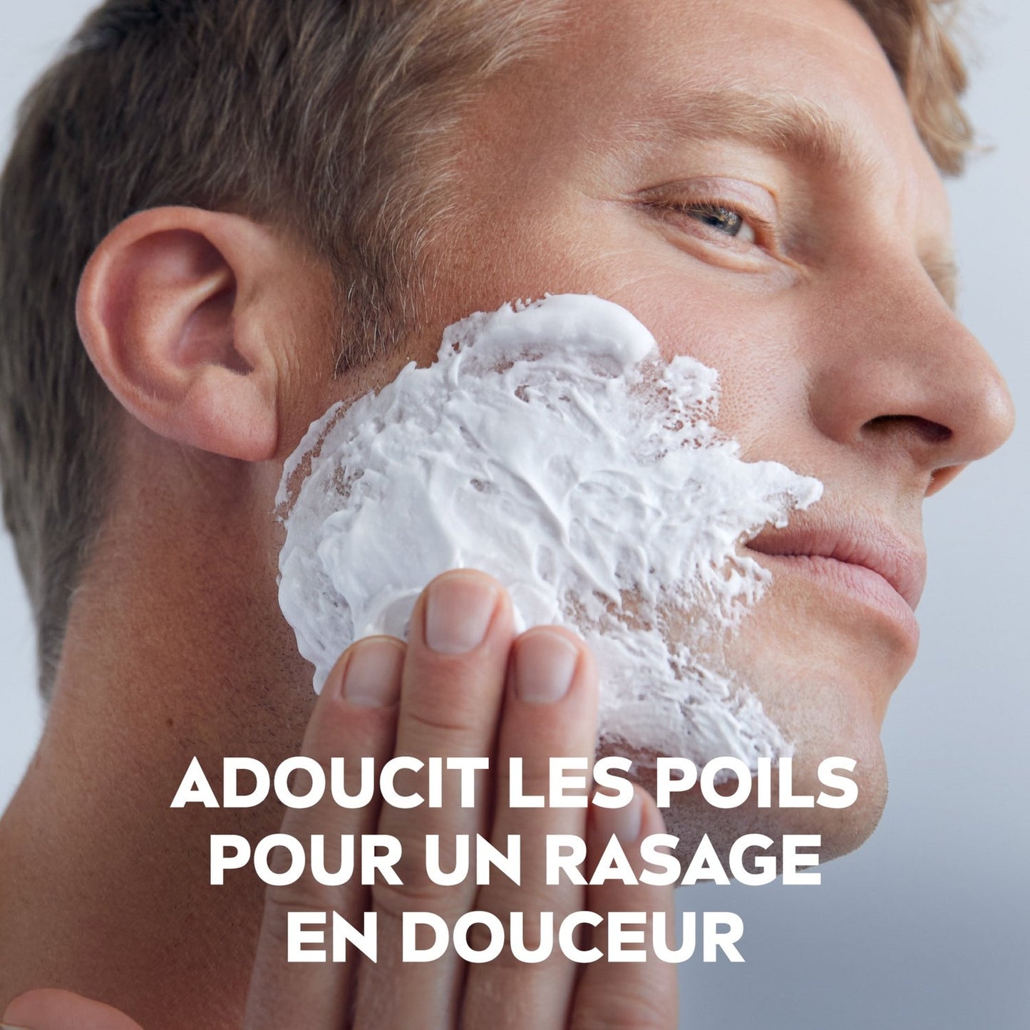 NIVEA Men Sensitive Skin Rasierschaum Kamille 0% Alkohol