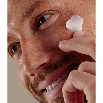 NIVEA Men Energizing Gesichtscreme Anti-Müdigkeit Koffein Guarana