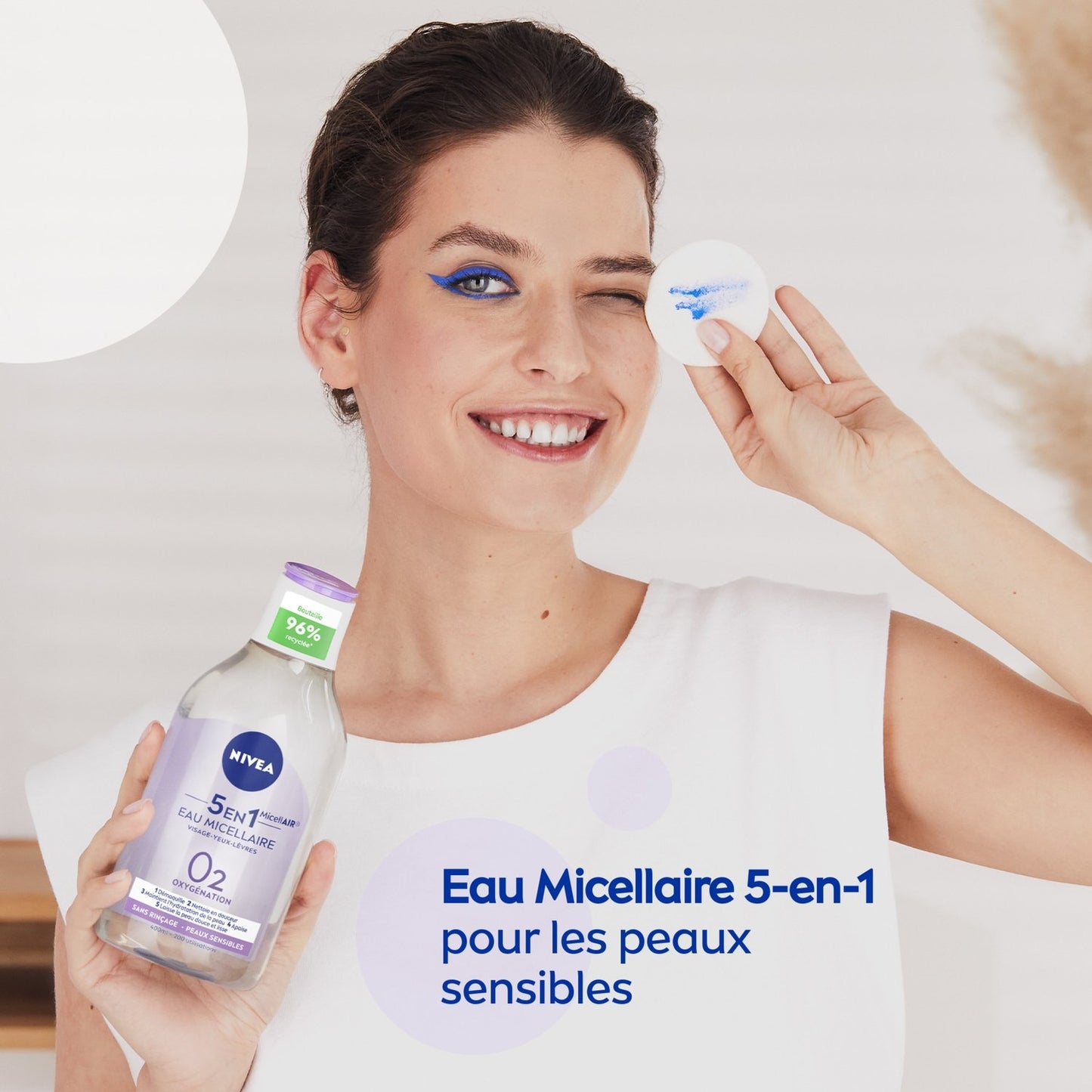 NIVEA Beruhigendes Mizellen-Reinigungswasser für empfindliche Haut