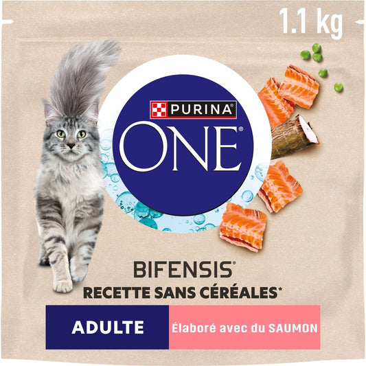 Croquettes pour Chat Adulte Stérilisé Saumon Sans Céréales Bifensis PURINA ONE Le sac d'1,1kg