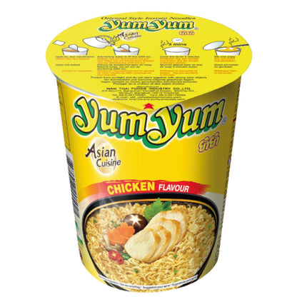 YUM YUM Hühnernudelsuppe