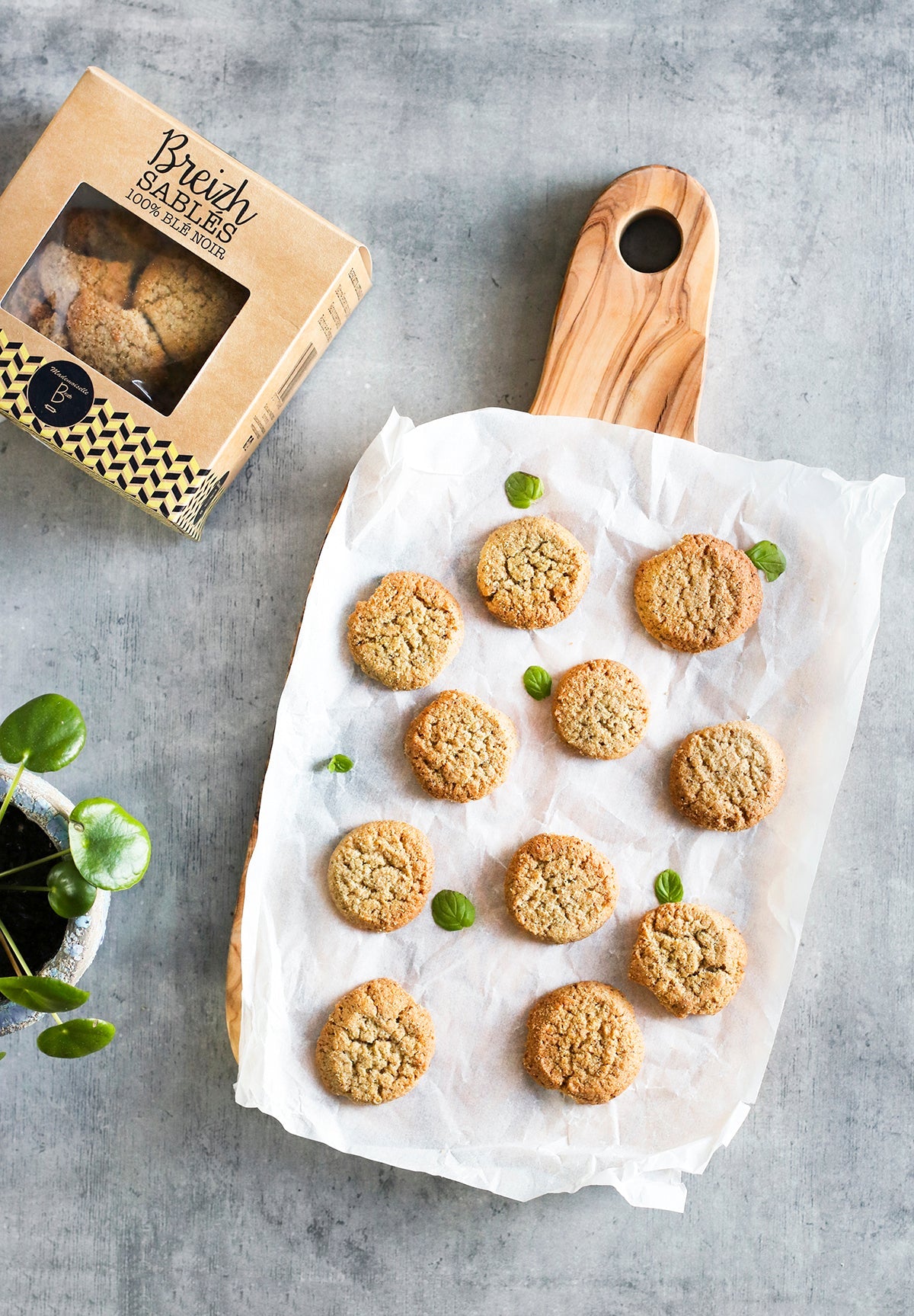 MADEMOISELLE BREIZH Pure Butter Buckwheat Flour Shortbread